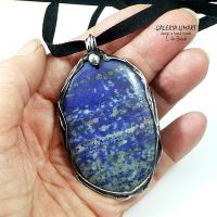 wisior z pięknego minerału Lapis Lazuli